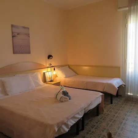 Hotel Primula 2*