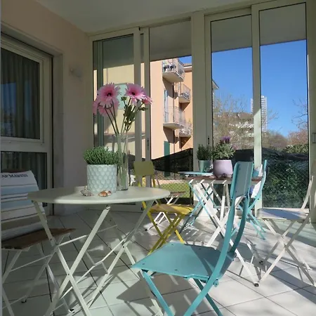 Primula ホテル 2*